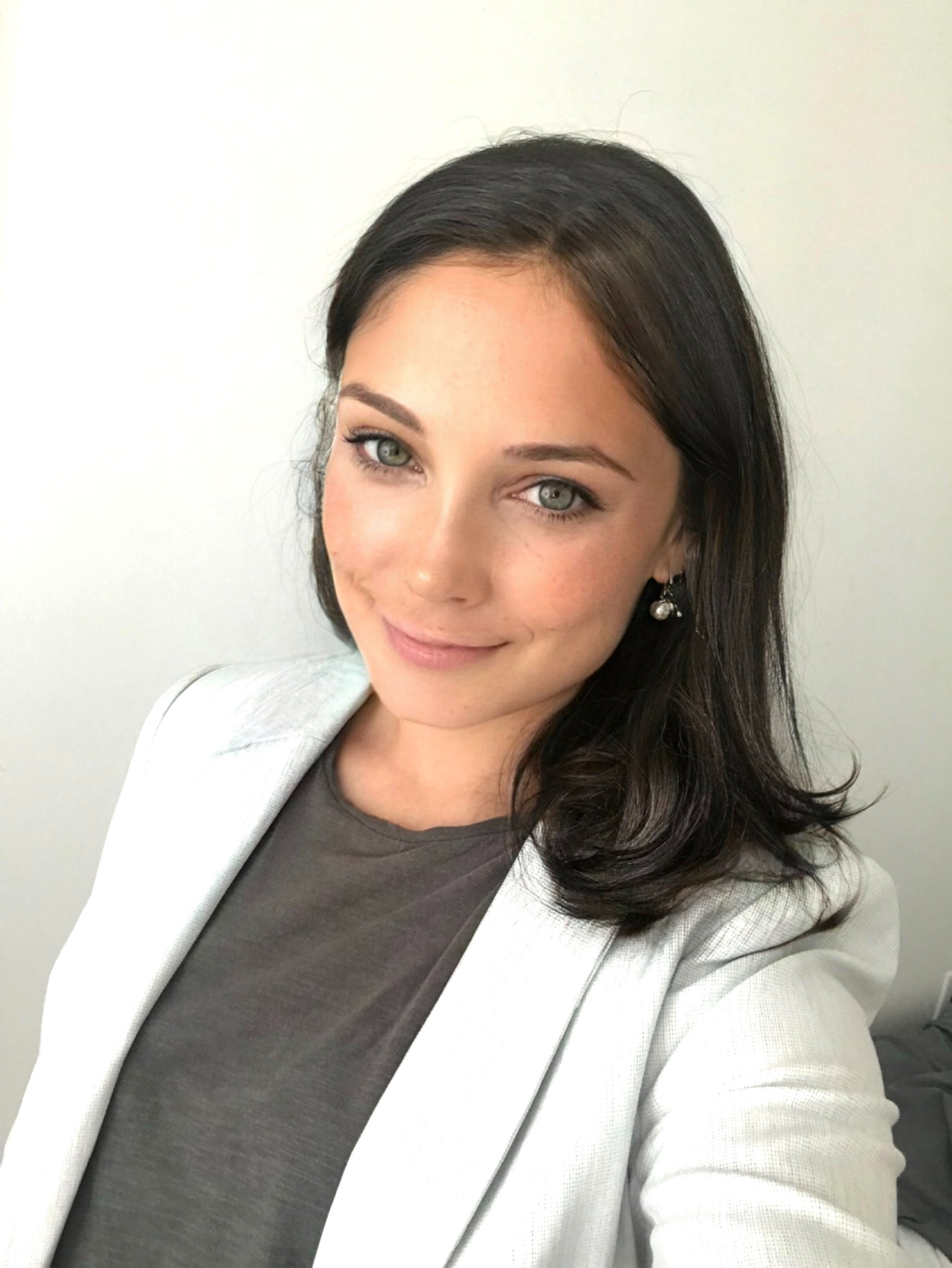 Daniela Bezdan headshot